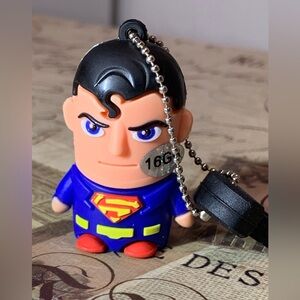 Superman 16GB USB Flash Drive